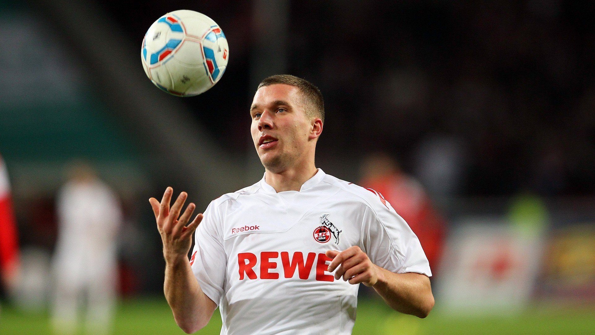 “马科斯·梅特罗的全能表现，为阿根廷美洲狮队注入新动力”